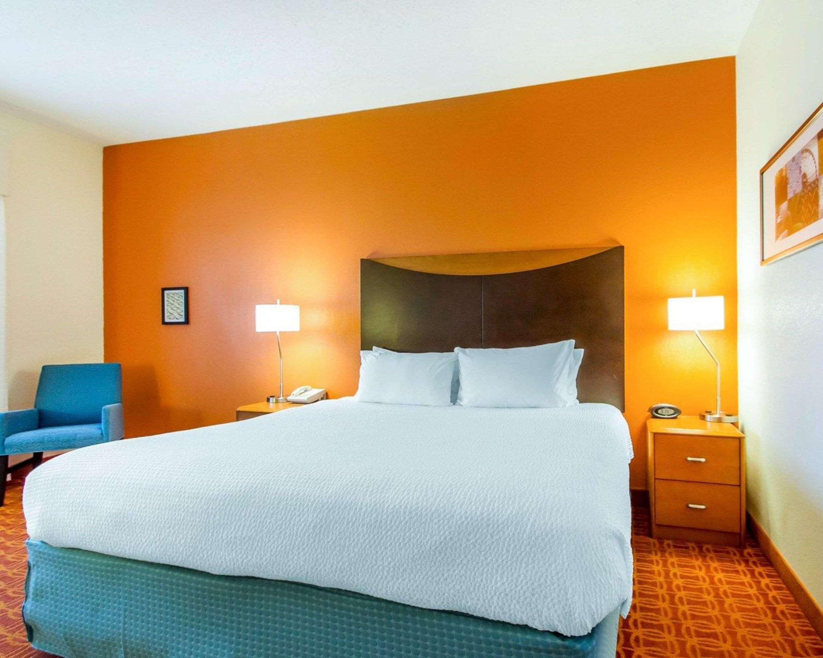 Quality Inn & Suites Keokuk North Экстерьер фото