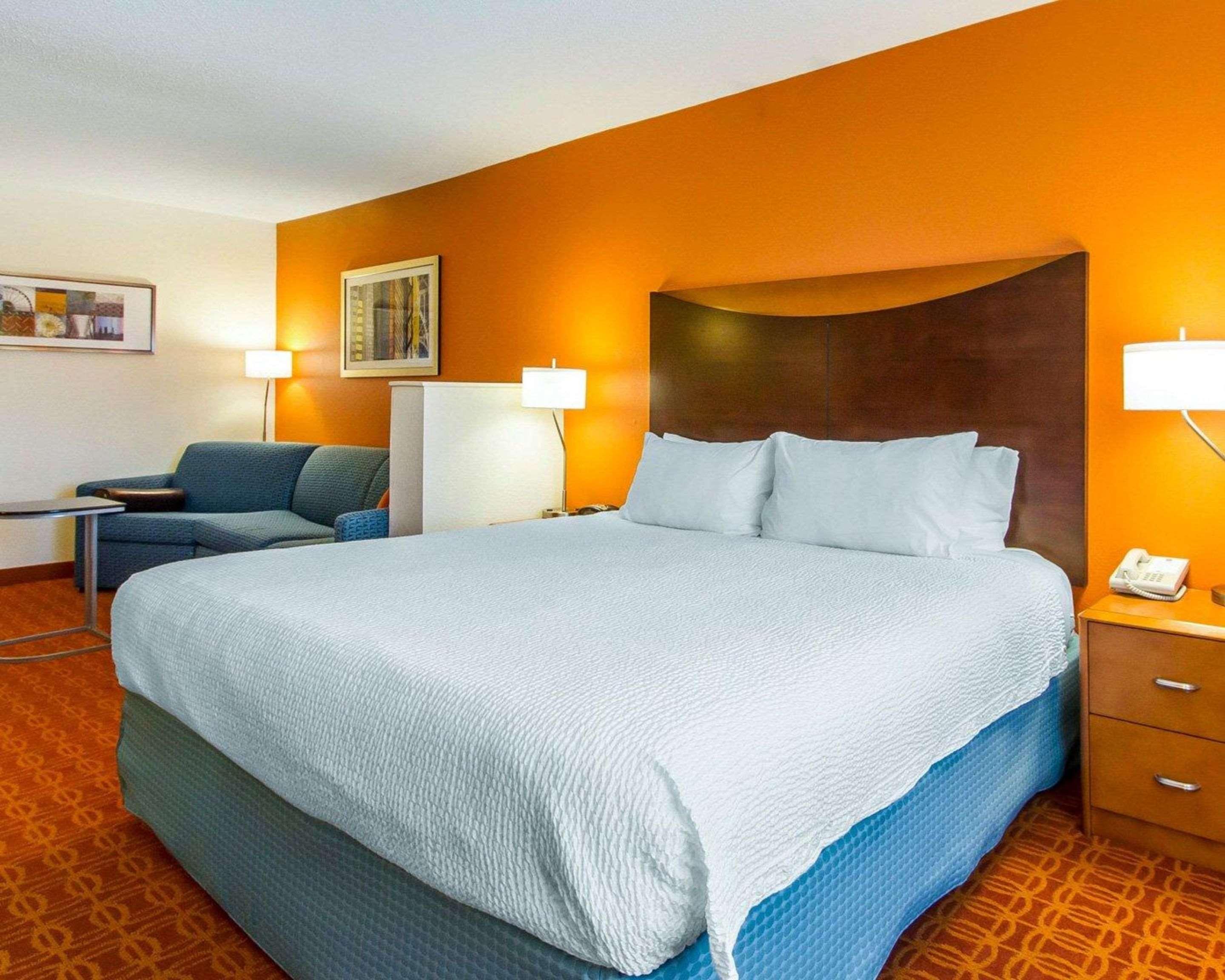 Quality Inn & Suites Keokuk North Экстерьер фото
