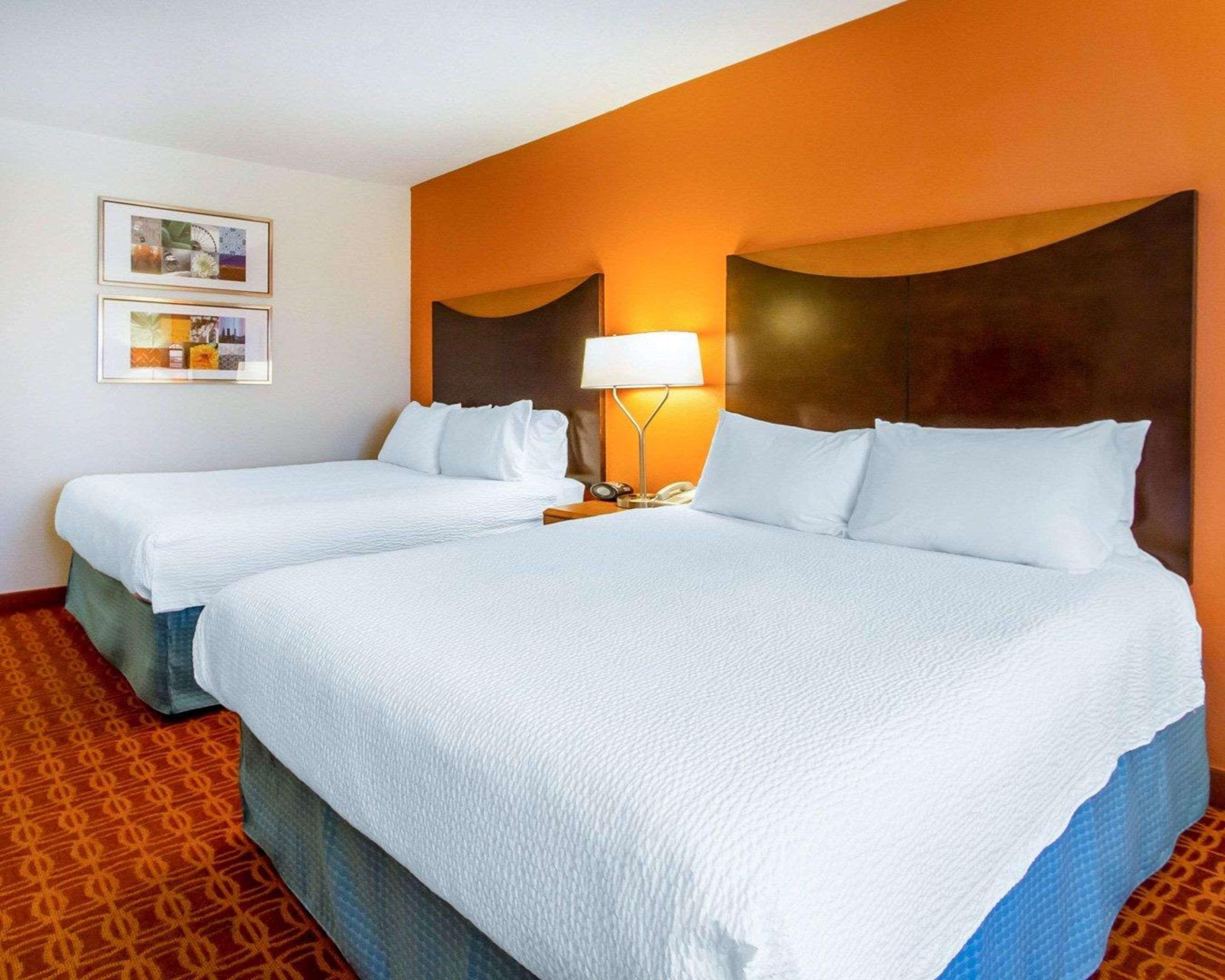 Quality Inn & Suites Keokuk North Экстерьер фото