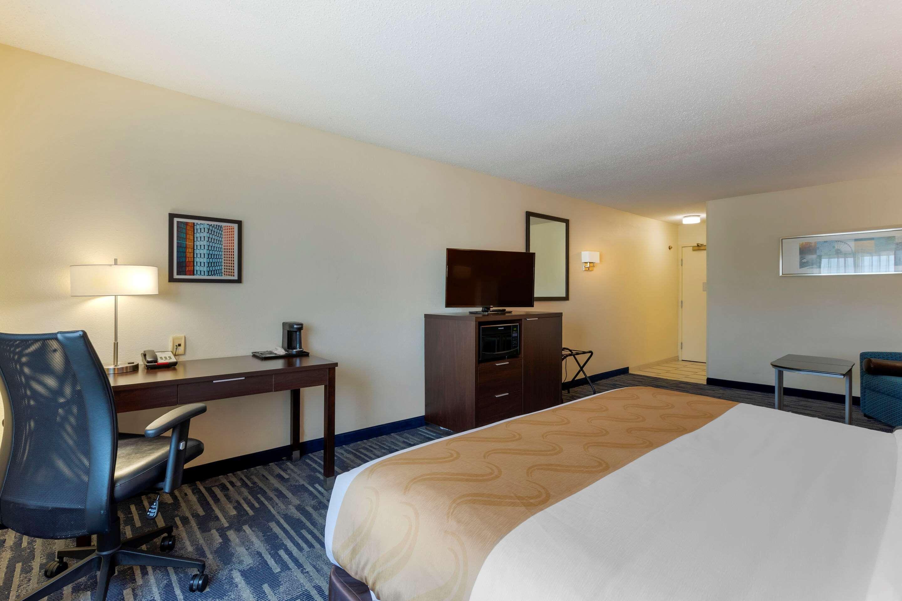 Quality Inn & Suites Keokuk North Экстерьер фото