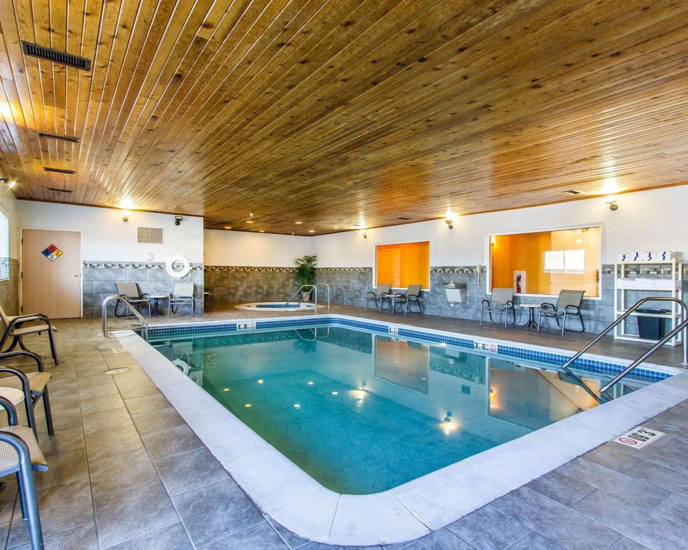 Quality Inn & Suites Keokuk North Экстерьер фото