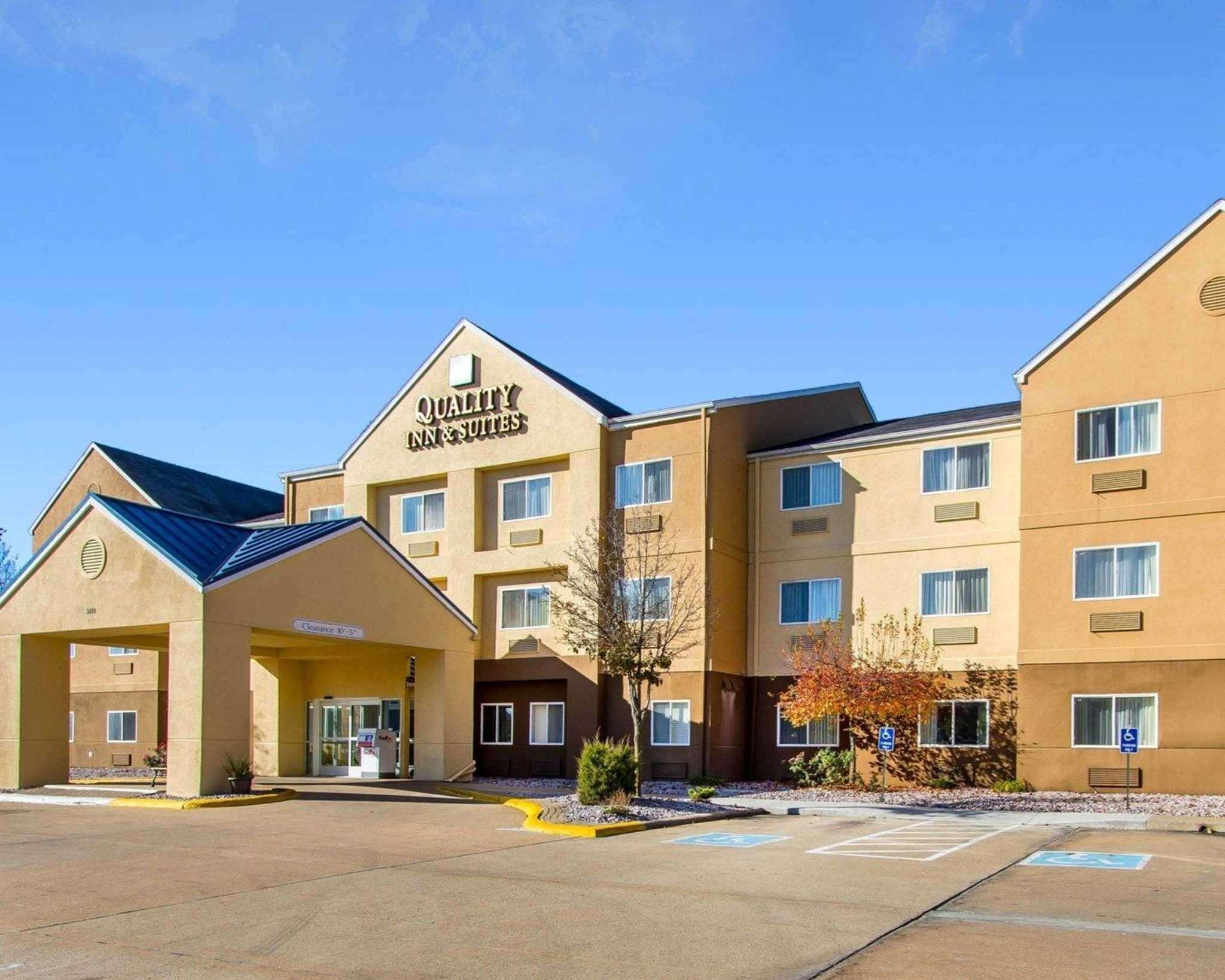 Quality Inn & Suites Keokuk North Экстерьер фото